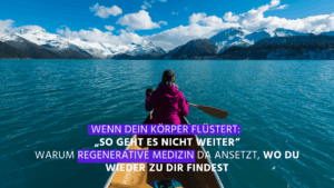 Frau in einem Boot auf einem See